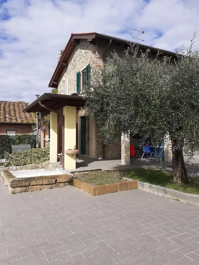 Casa Musa Capannori Holiday home